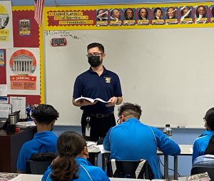 Farias in the Classroom, 杏吧视频 Weslaco Pike